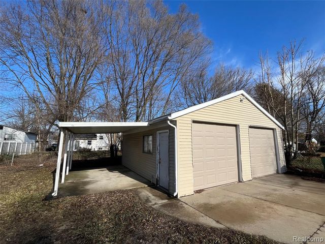 28510 Halecreek Street, Romulus, MI 48174