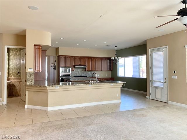 10660 Lago Cantini Street, Las Vegas, NV 89141