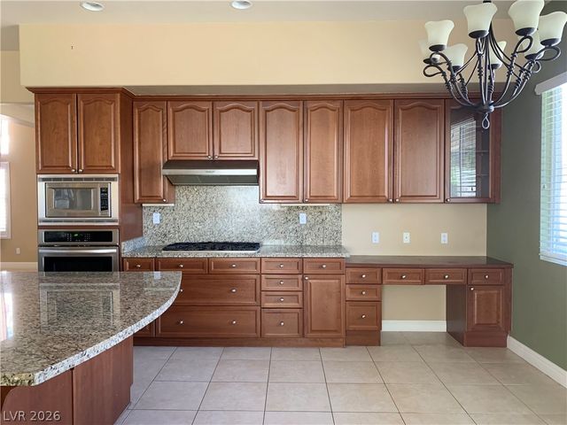 10660 Lago Cantini Street, Las Vegas, NV 89141