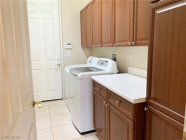 10660 Lago Cantini Street, Las Vegas, NV 89141