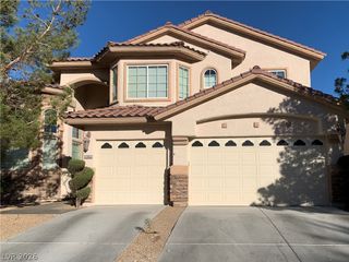 10660 Lago Cantini Street, Las Vegas, NV 89141