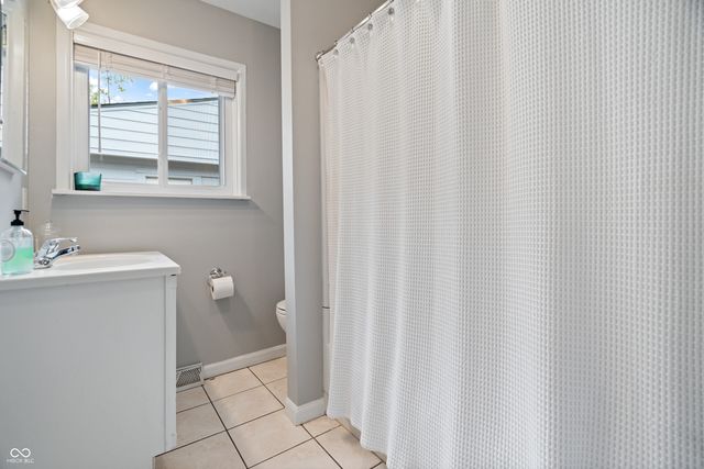 10306 New Jersey Street, Carmel, IN 46280