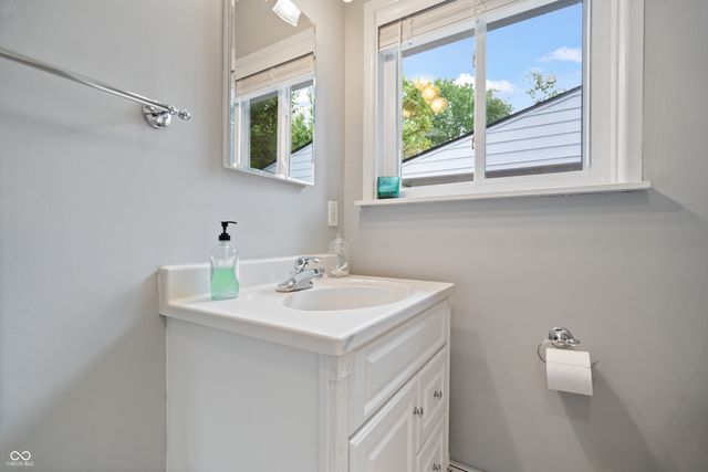 10306 New Jersey Street, Carmel, IN 46280