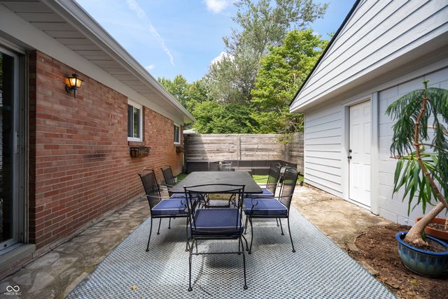 10306 New Jersey Street, Carmel, IN 46280