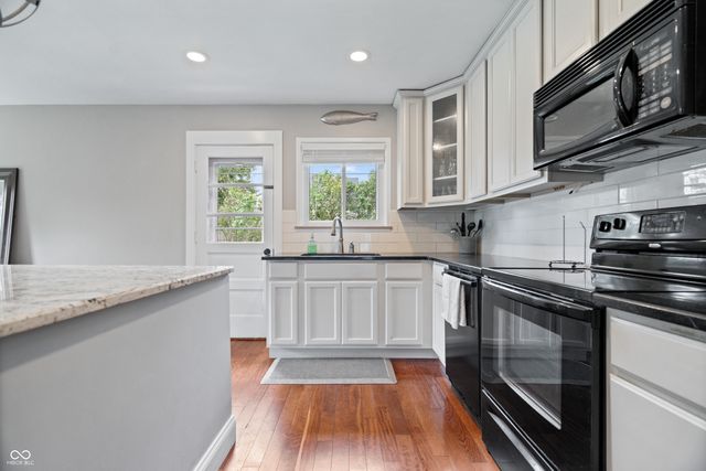 10306 New Jersey Street, Carmel, IN 46280