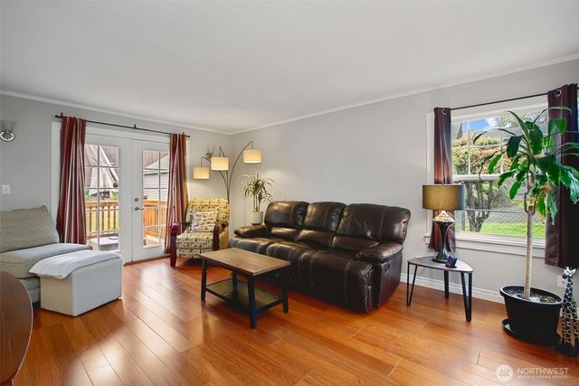9006 Lawndale Avenue SW, Lakewood, WA 98498
