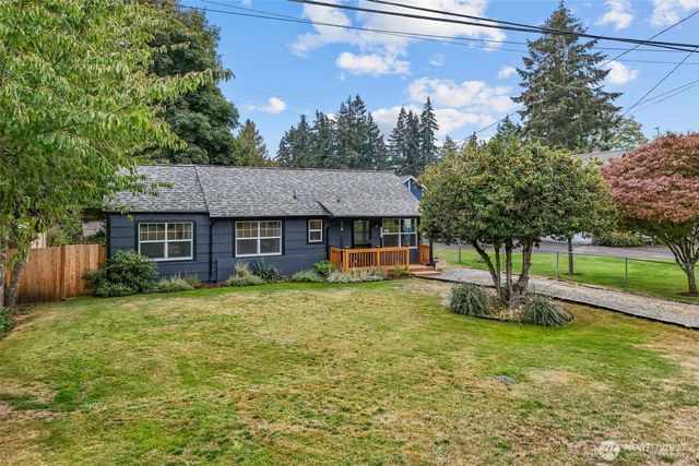 9006 Lawndale Avenue SW, Lakewood, WA 98498