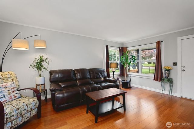 9006 Lawndale Avenue SW, Lakewood, WA 98498