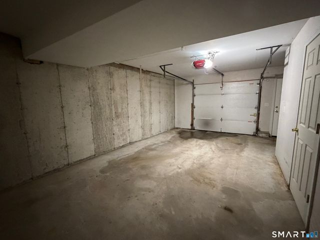 108 Mohican Avenue APT 10, Waterbury, CT 06708