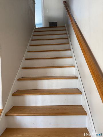 108 Mohican Avenue APT 10, Waterbury, CT 06708