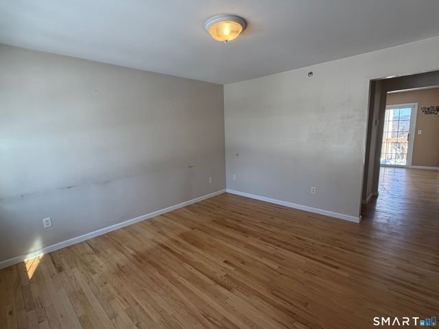 108 Mohican Avenue APT 10, Waterbury, CT 06708