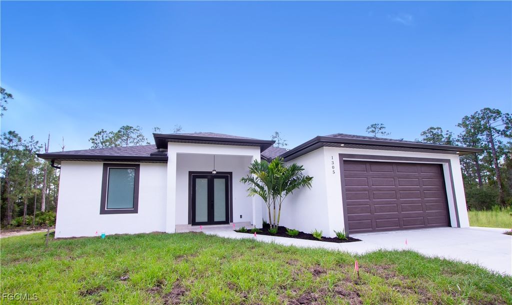 1305 Roosevelt AVE, Lehigh Acres, FL 33972