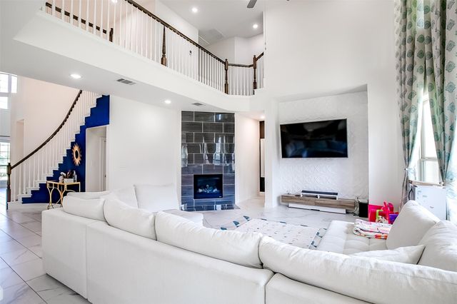 731 Expedition WAY, Round Rock, TX 78665