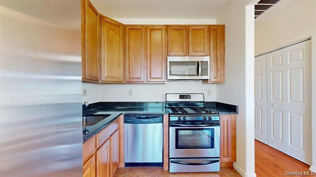 6910 Beach Front Road, Arverne, NY 11692