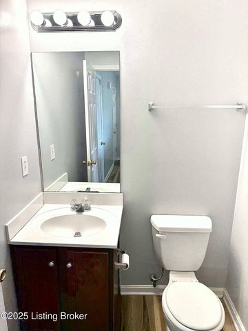 5929 Dewitt Dr, Louisville, KY 40258