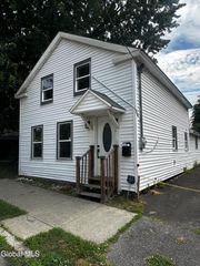 24 Academy Street, Rensselaer, NY 12144