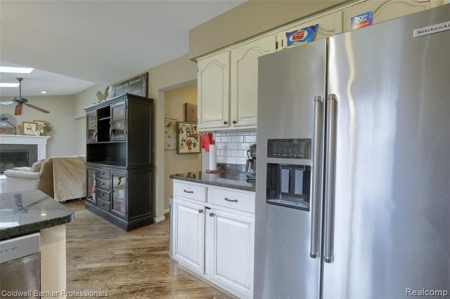 1581 Old Plank Road, Milford, MI 48381