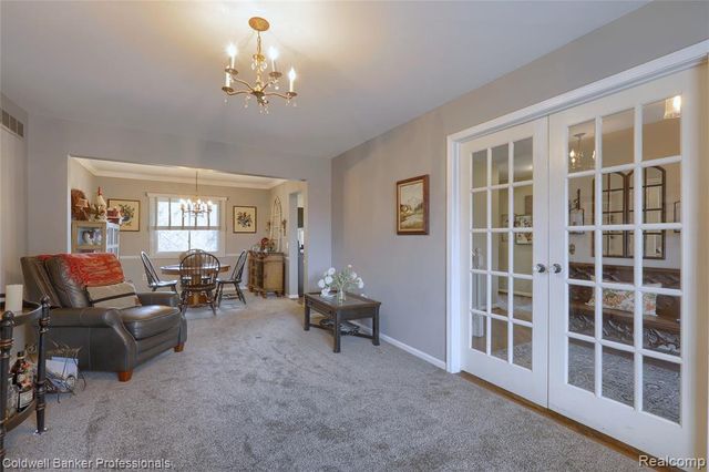 1581 Old Plank Road, Milford, MI 48381