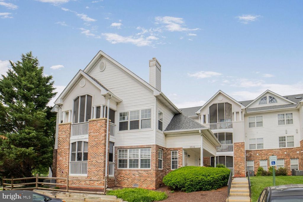 6510 LAKE PARK DR #2E/201, Greenbelt, MD 20770