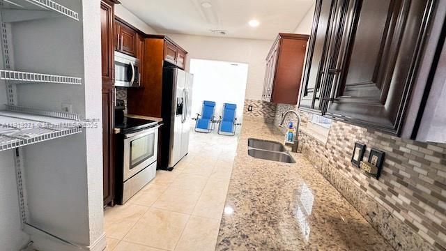 6980 Scott St 0, Hollywood, FL 33024