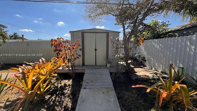 6980 Scott St 0, Hollywood, FL 33024