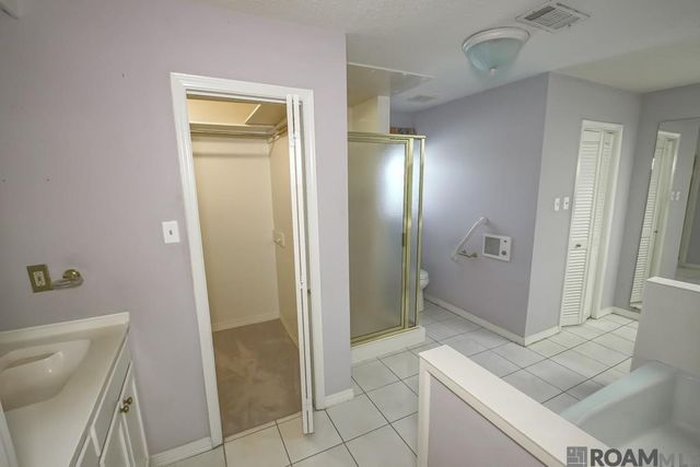 12215 S Lake Sherwood Ave, Baton Rouge, LA 70816