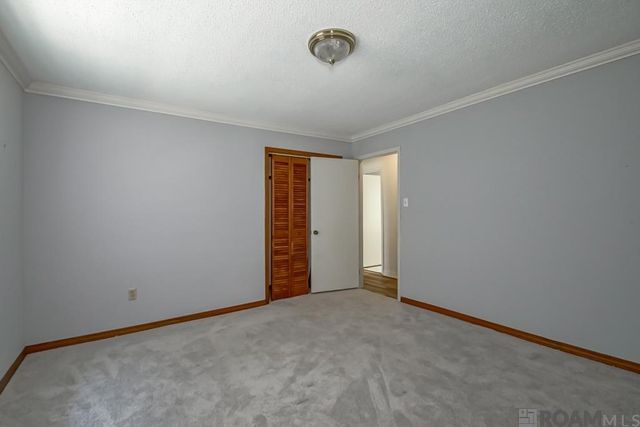 12215 S Lake Sherwood Ave, Baton Rouge, LA 70816