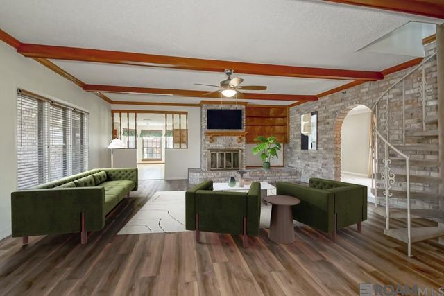 12215 S Lake Sherwood Ave, Baton Rouge, LA 70816