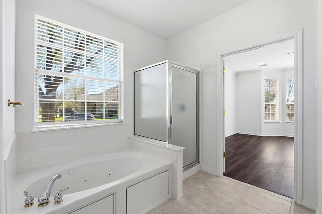 901 Ambrose DR, Pflugerville, TX 78660