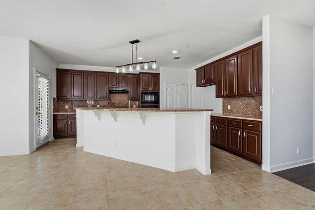 901 Ambrose DR, Pflugerville, TX 78660