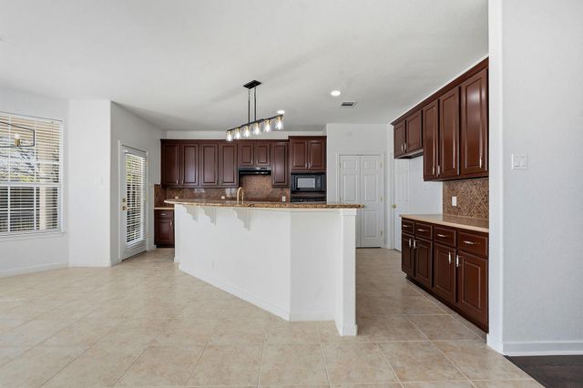 901 Ambrose DR, Pflugerville, TX 78660