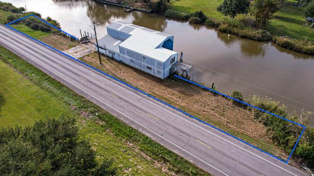 706 Highway 55, Montegut, LA 70377