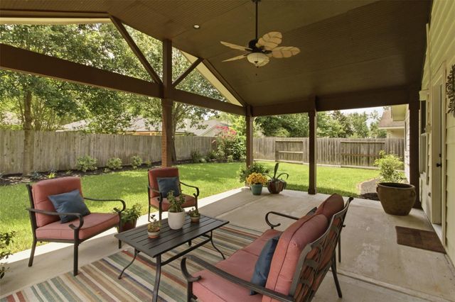 32426 Angler Park, Conroe, TX 77385