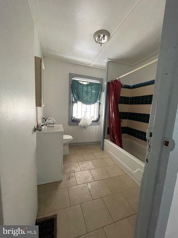 2430 N 4TH STREET, Philadelphia, PA 19133
