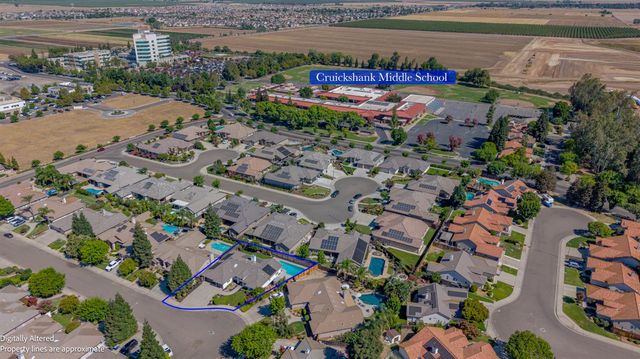675 Kingfisher Ct, Merced, CA 95340