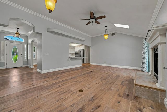 675 Kingfisher Ct, Merced, CA 95340
