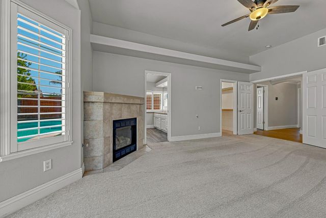 675 Kingfisher Ct, Merced, CA 95340