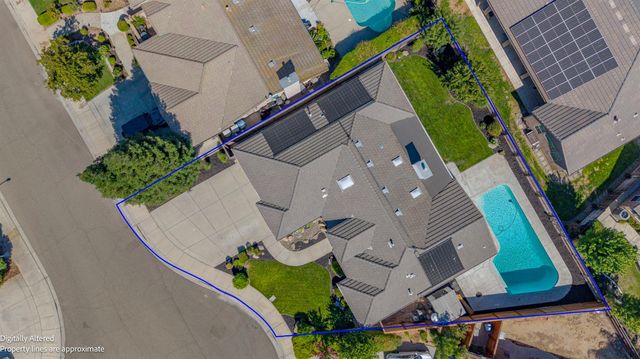 675 Kingfisher Ct, Merced, CA 95340