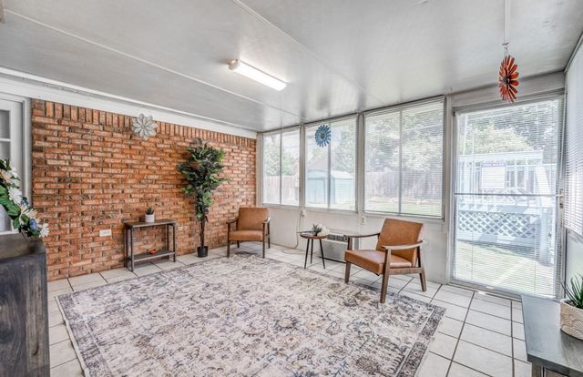 8243 CRIMSON CREEK DR, Memphis, TN 38016