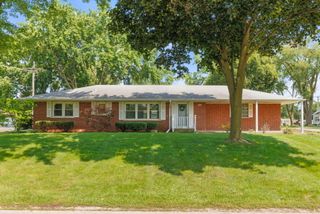 1201 McDonald Avenue, Aurora, IL 60506