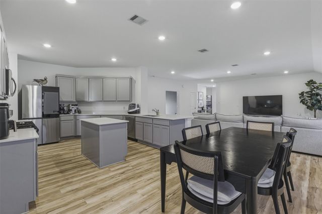 2004 Hyde Acres Street, League City, TX 77573