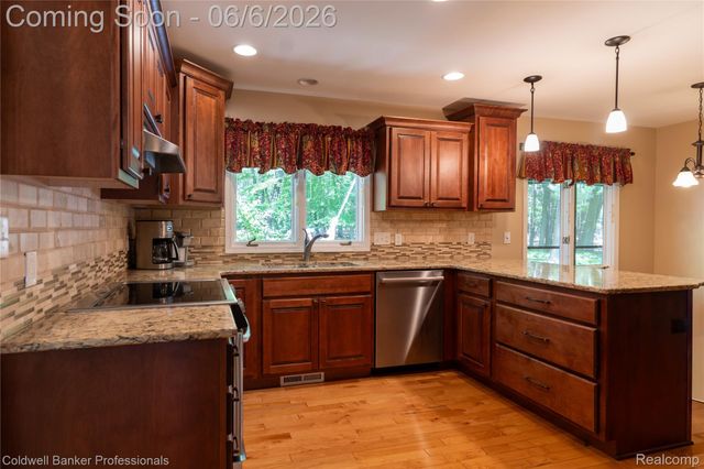 3969 Braeburn Drive, Norton Shores, MI 49441
