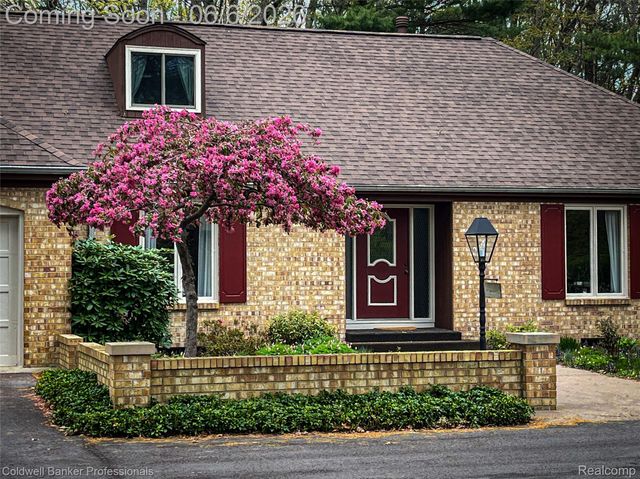3969 Braeburn Drive, Norton Shores, MI 49441