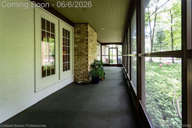 3969 Braeburn Drive, Norton Shores, MI 49441