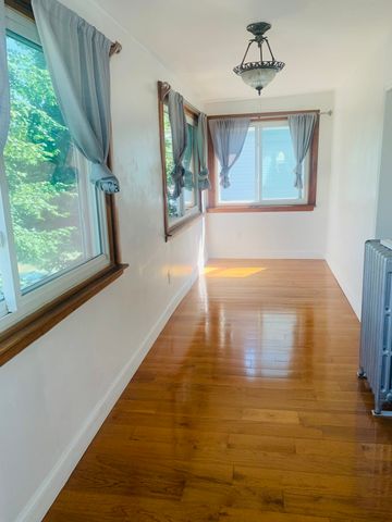 58 Malden, Malden, MA 02148