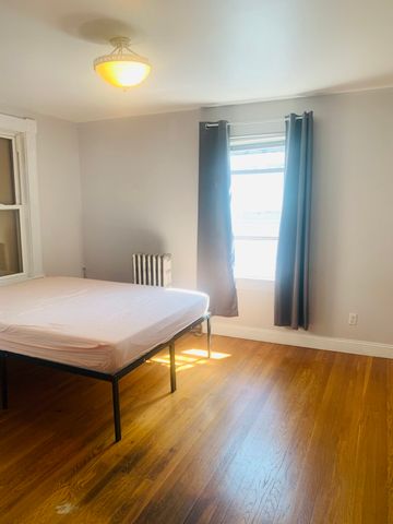 58 Malden, Malden, MA 02148