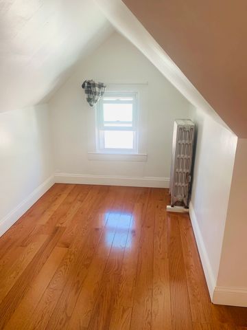 58 Malden, Malden, MA 02148