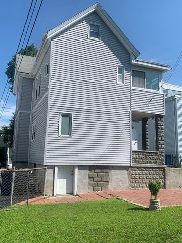 58 Malden, Malden, MA 02148