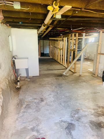 58 Malden, Malden, MA 02148