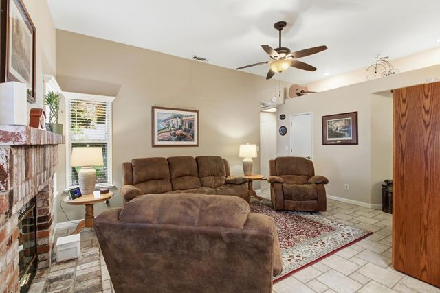 8189 Bantry Ct, Sacramento, CA 95829